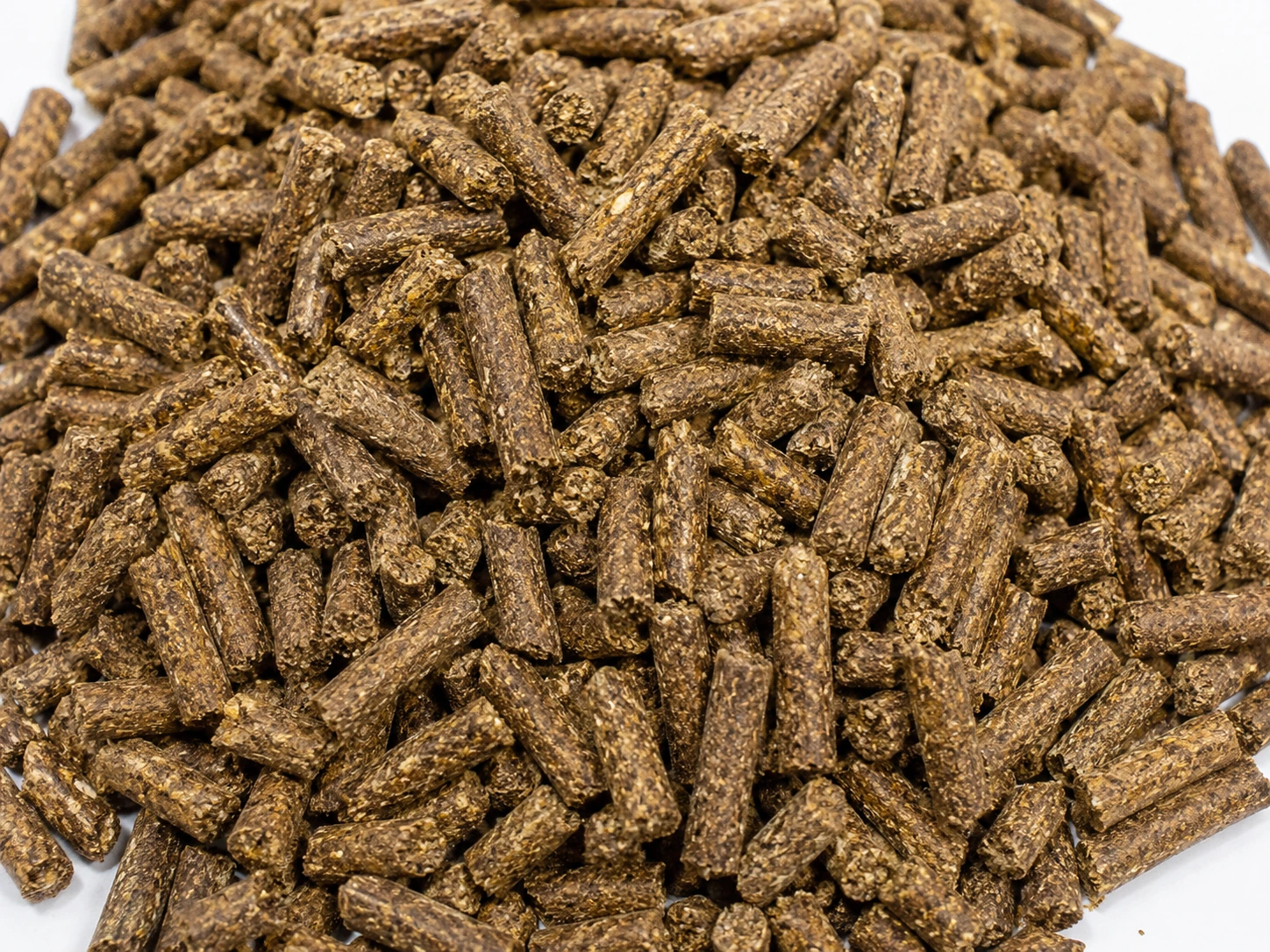 Reference image of Poultry Pellet Feed / 家禽颗粒饲料参考图片