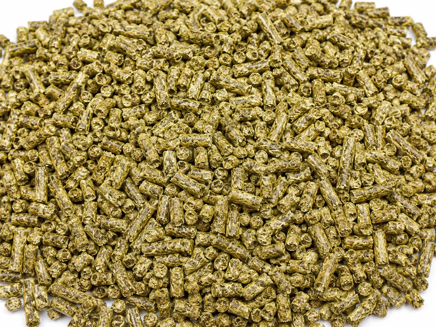 Reference image of Rabbit Pellet Feed / 兔用颗粒饲料参考图片